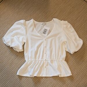 Lucky & Coco V-Neck Puffy Sleeve Stretch Waistline Blouse Size Medium